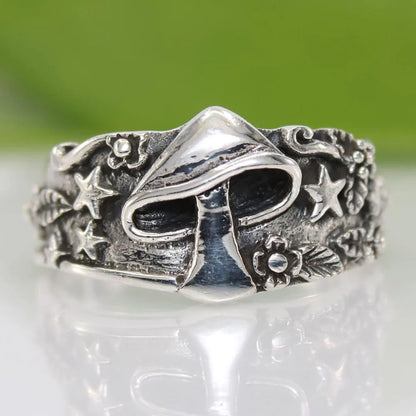 Europe Retro Mushrooms, Stars, Leaves  Rings in Europe and America  Personalized Men's Jewelry  Punk Style  Gothic Style