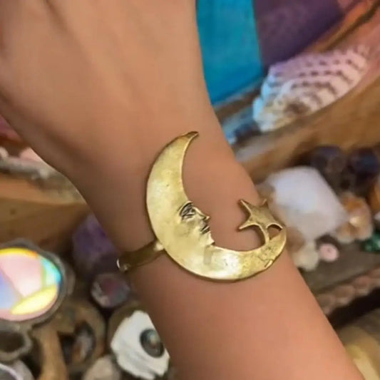 1/2Pcs Golden Star Moon Arm Cuff Bracelet Opening Adjustable Women Bangle with Irregular Hammer Texture Stackable Armband